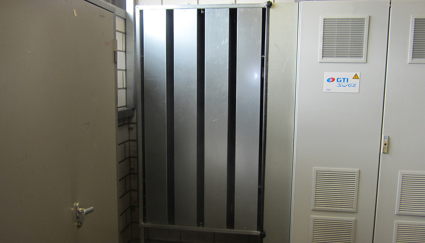 large soundproof door