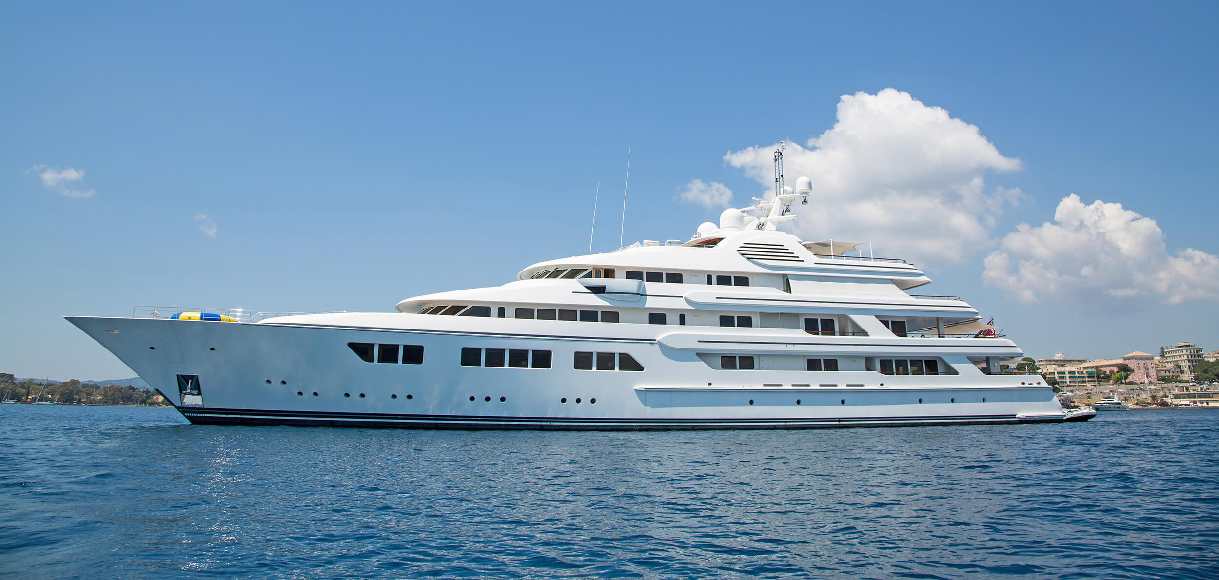 motor boat facts interesting facts about yachts idolbin motor boat facts interesting facts about yachts idolbin
